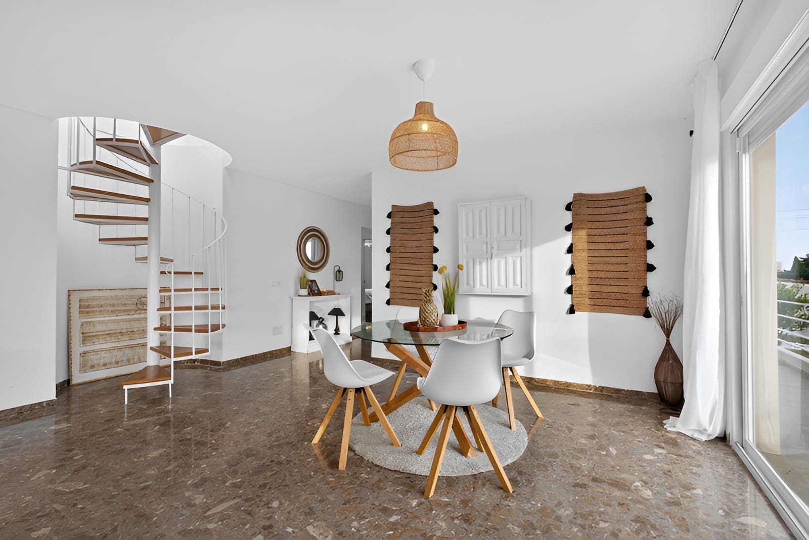 Chalet de 4 habitaciones en Marbella en venta con piscina garaje - 1.649.000 € (Ref: 9735325)