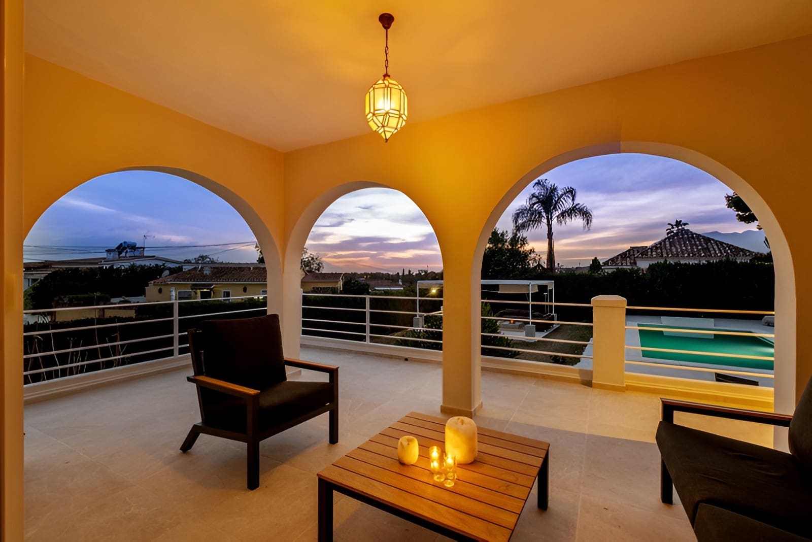 Chalet de 4 habitaciones en Marbella en venta con piscina garaje - 1.649.000 € (Ref: 9735325)