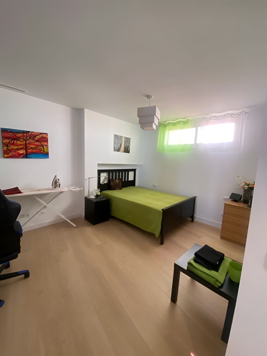 4 bedroom Villa for sale in Torremuelle with pool garage - € 1,094,000 (Ref: 9735327)