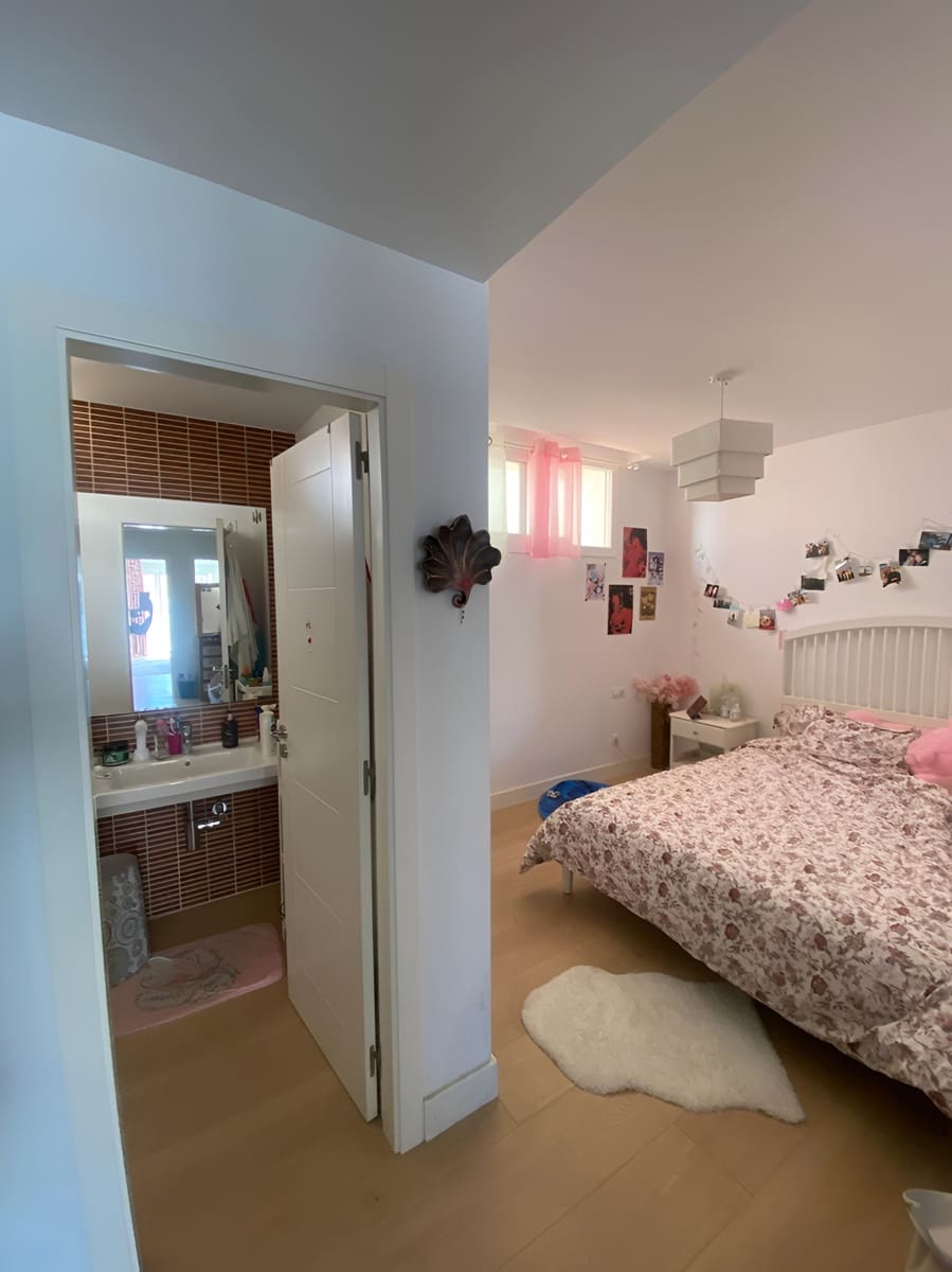 4 bedroom Villa for sale in Torremuelle with pool garage - € 1,094,000 (Ref: 9735327)