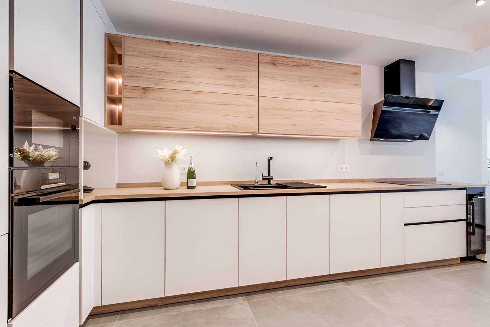 2 soveværelse Lejlighed til salg i Marbella med swimmingpool garage - € 949.000 (Ref: 9735328)