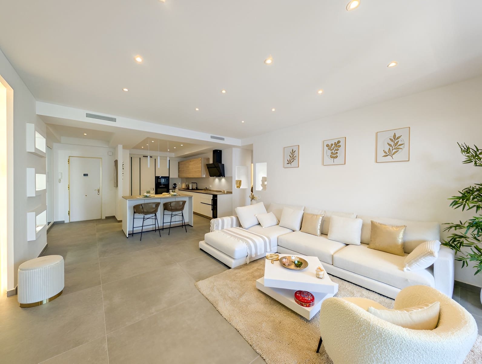 2 soveværelse Lejlighed til salg i Marbella med swimmingpool garage - € 949.000 (Ref: 9735328)