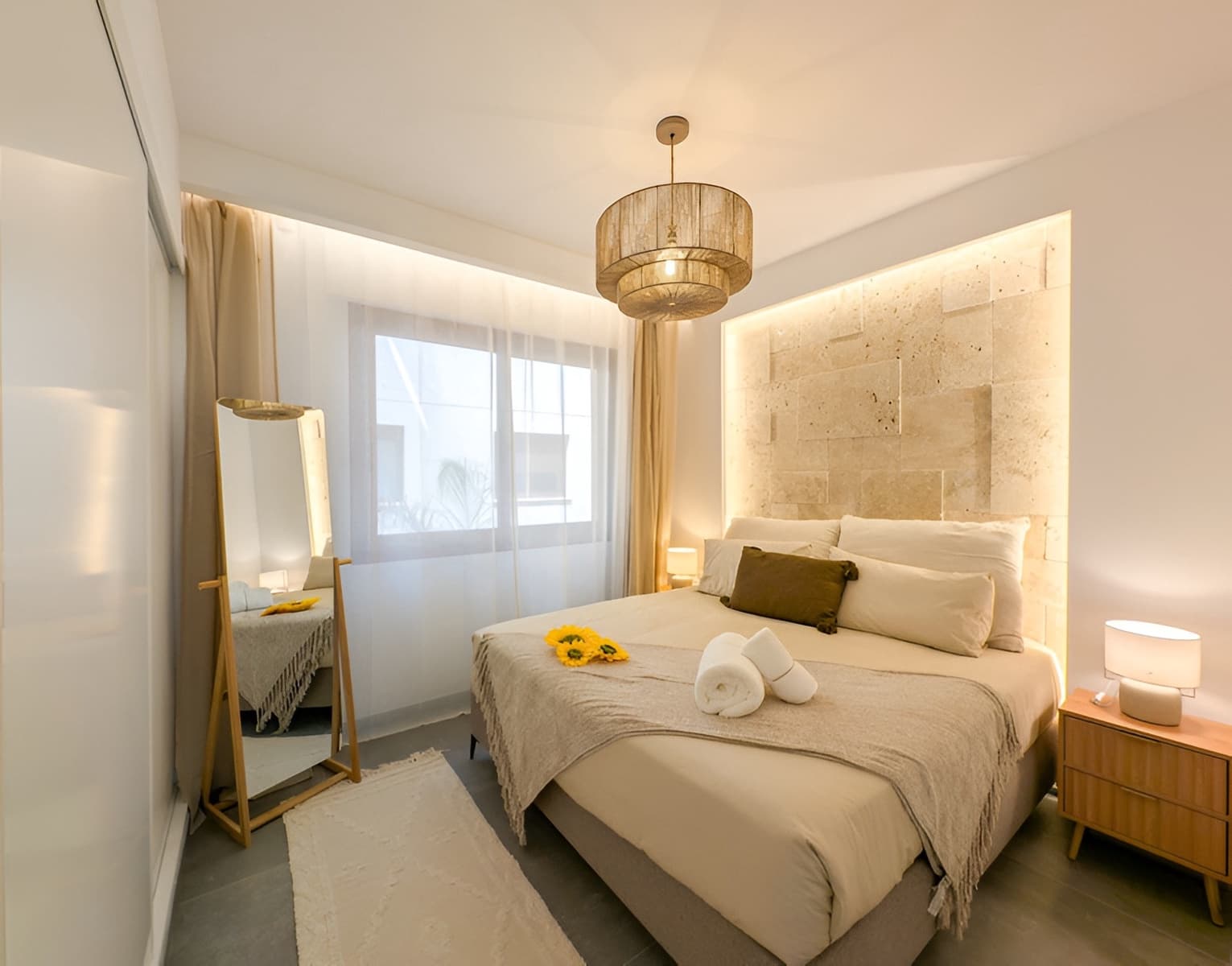 2 soveværelse Lejlighed til salg i Marbella med swimmingpool garage - € 949.000 (Ref: 9735328)