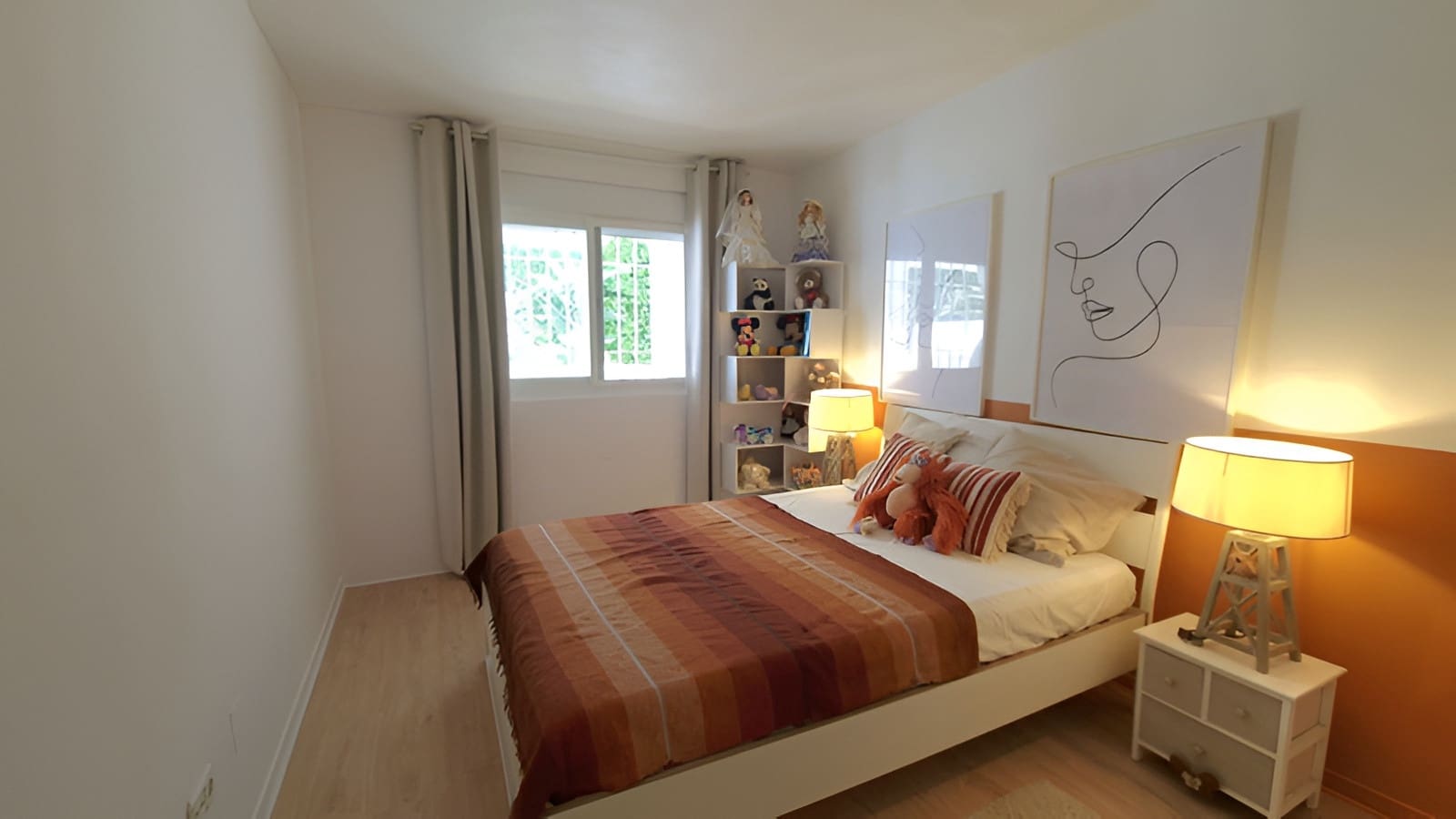 4 bedroom Apartment for sale in Nueva Andalucia with pool garage - € 770,000 (Ref: 9735329)