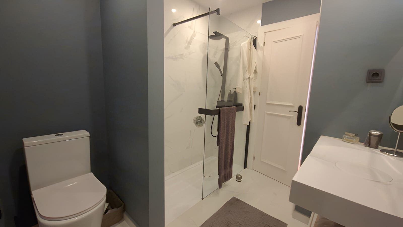 4 bedroom Apartment for sale in Nueva Andalucia with pool garage - € 770,000 (Ref: 9735329)