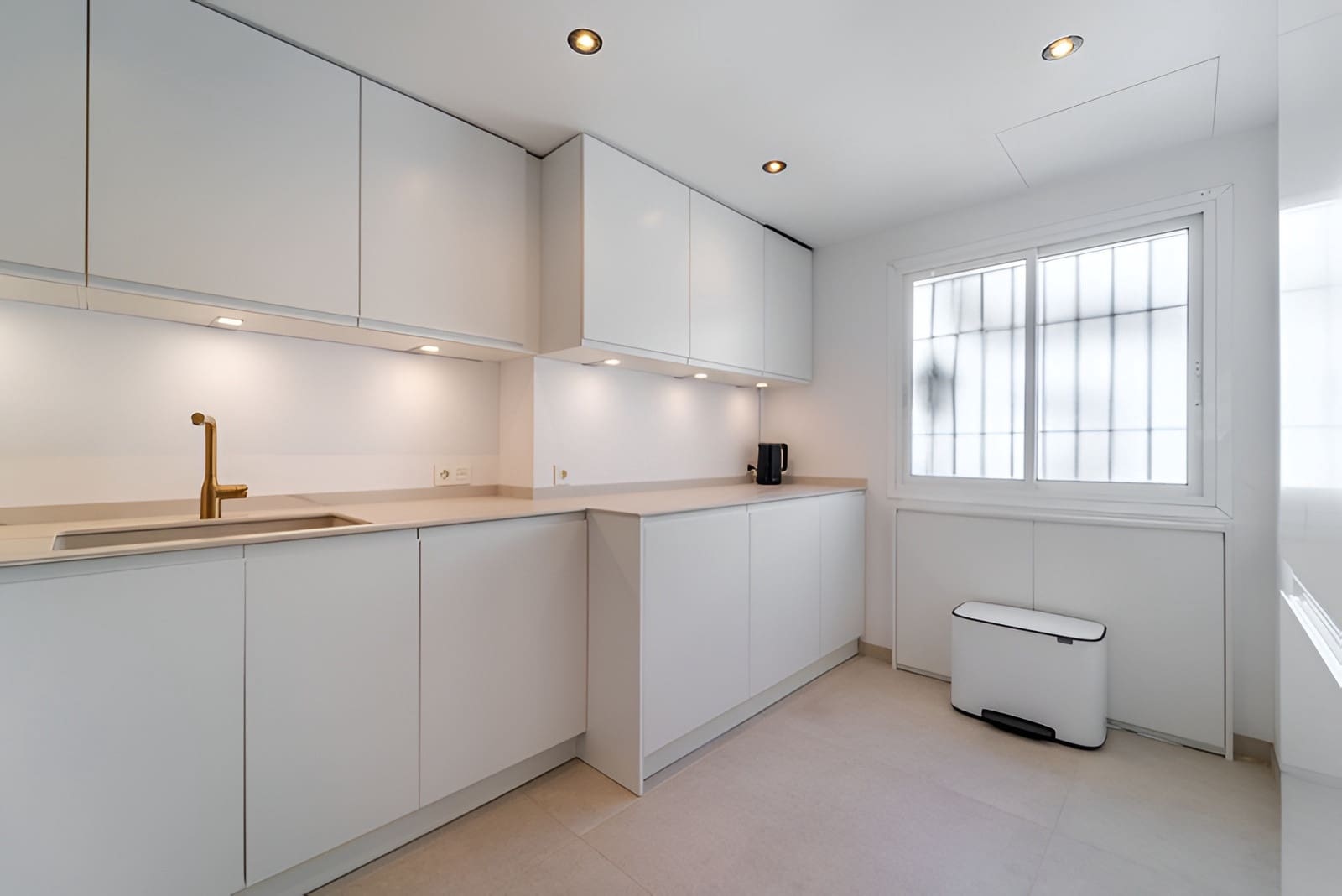 3 bedroom Penthouse for sale in Golden Mile with pool garage - € 745,000 (Ref: 9735330)