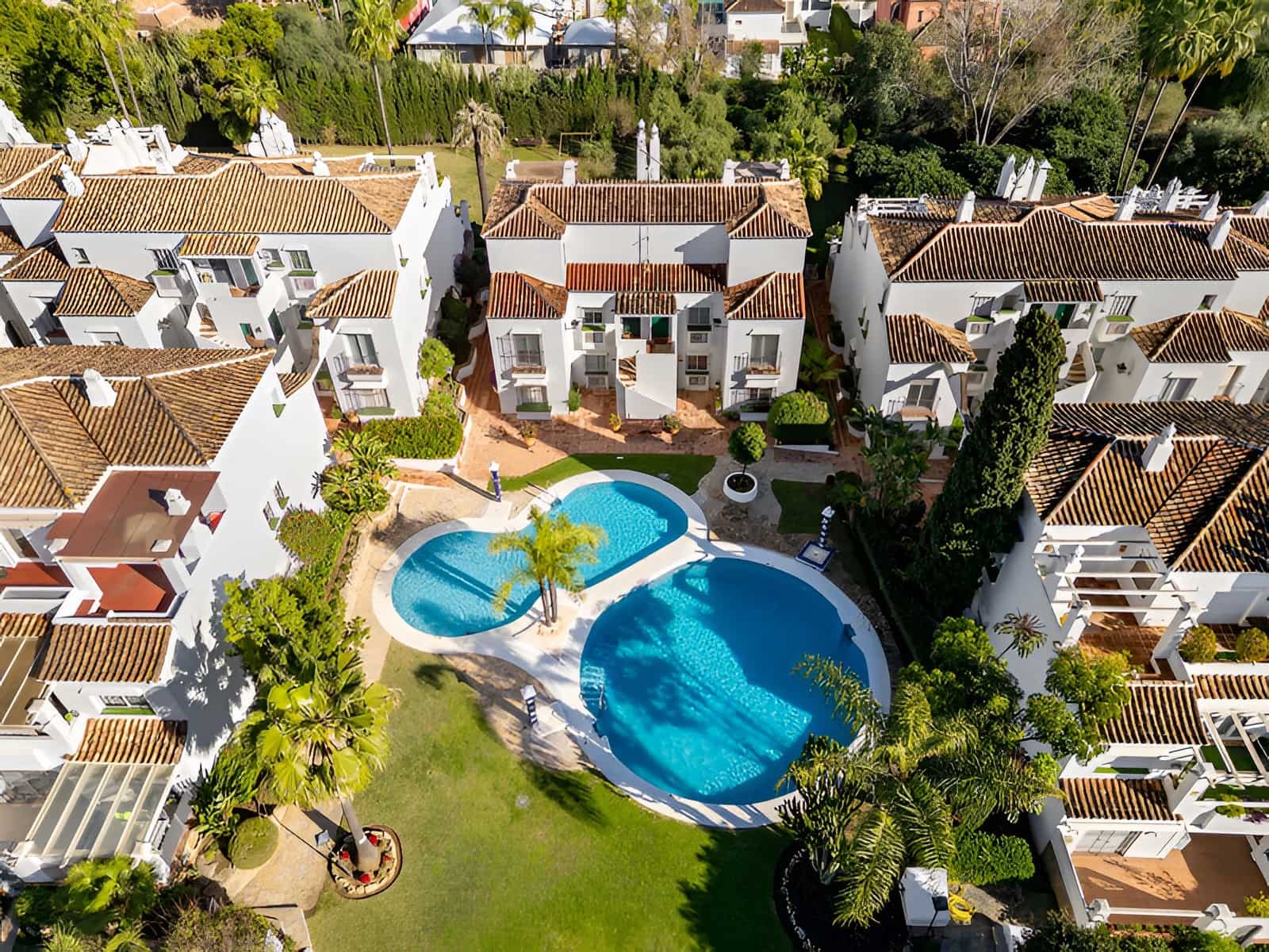 3 bedroom Penthouse for sale in Golden Mile with pool garage - € 745,000 (Ref: 9735330)