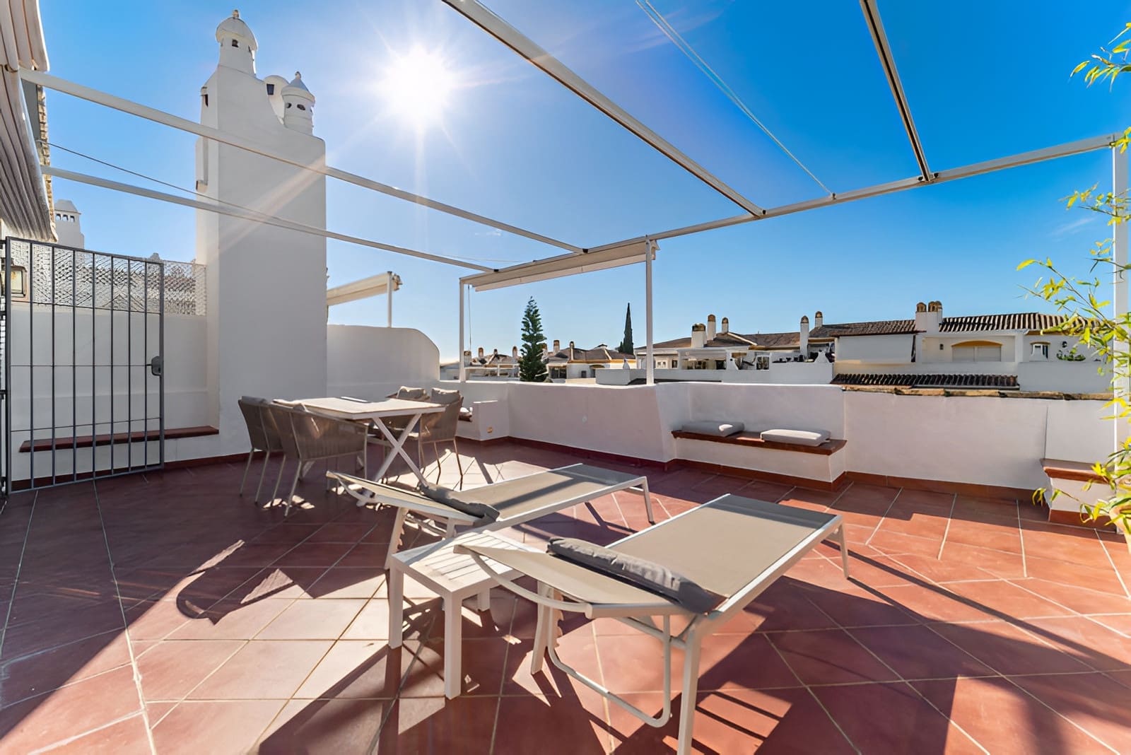 3 bedroom Penthouse for sale in Golden Mile with pool garage - € 745,000 (Ref: 9735330)