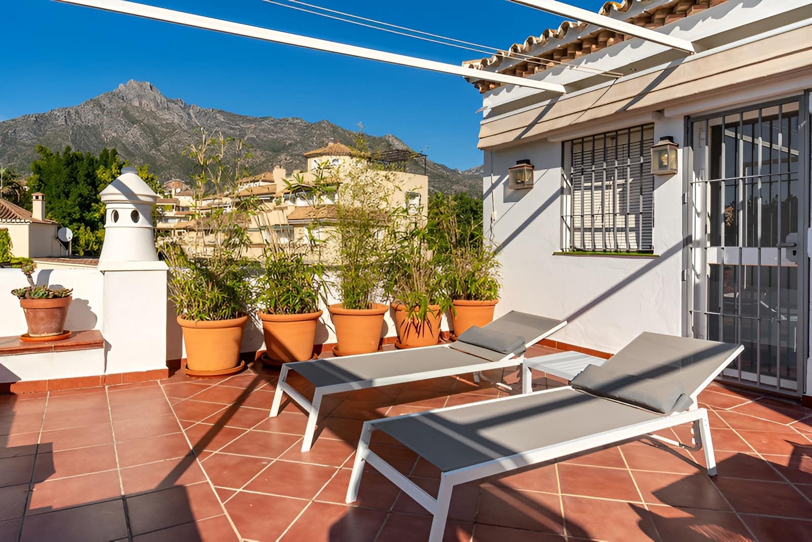 3 bedroom Penthouse for sale in Golden Mile with pool garage - € 745,000 (Ref: 9735330)