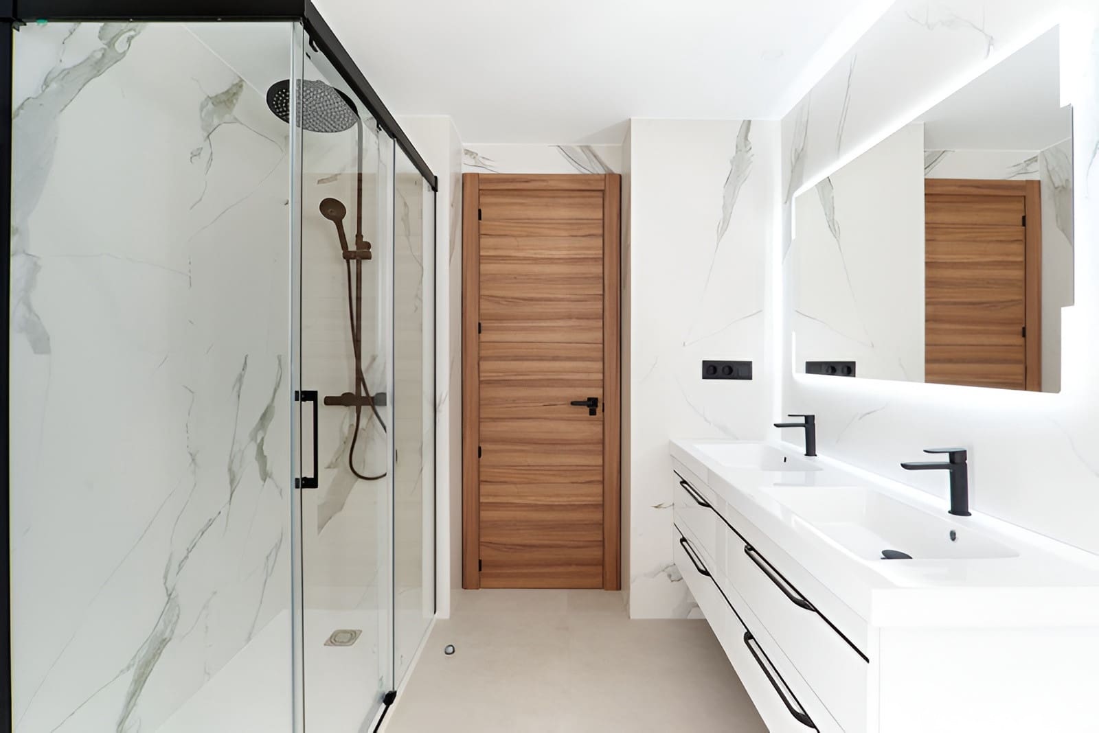 3 bedroom Apartment for sale in San Pedro de Alcantara with pool garage - € 745,000 (Ref: 9735331)