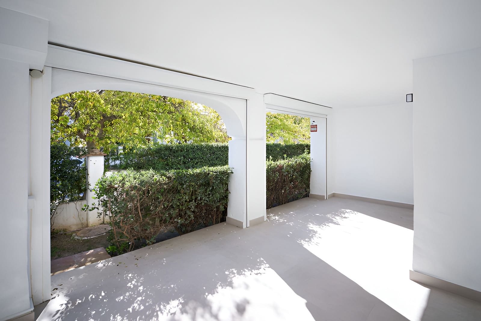 3 bedroom Apartment for sale in San Pedro de Alcantara with pool garage - € 745,000 (Ref: 9735331)