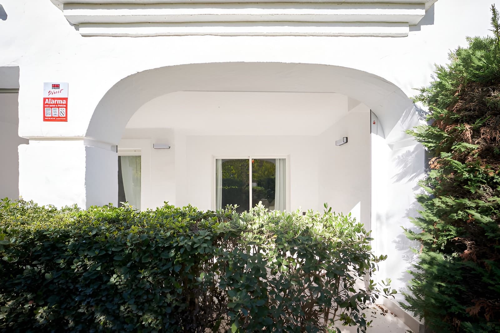 3 bedroom Apartment for sale in San Pedro de Alcantara with pool garage - € 745,000 (Ref: 9735331)