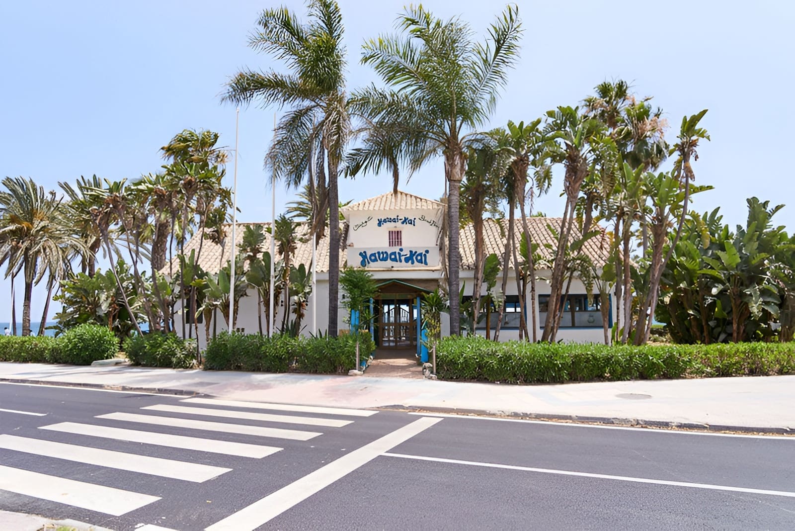 3 bedroom Apartment for sale in San Pedro de Alcantara with pool garage - € 745,000 (Ref: 9735331)