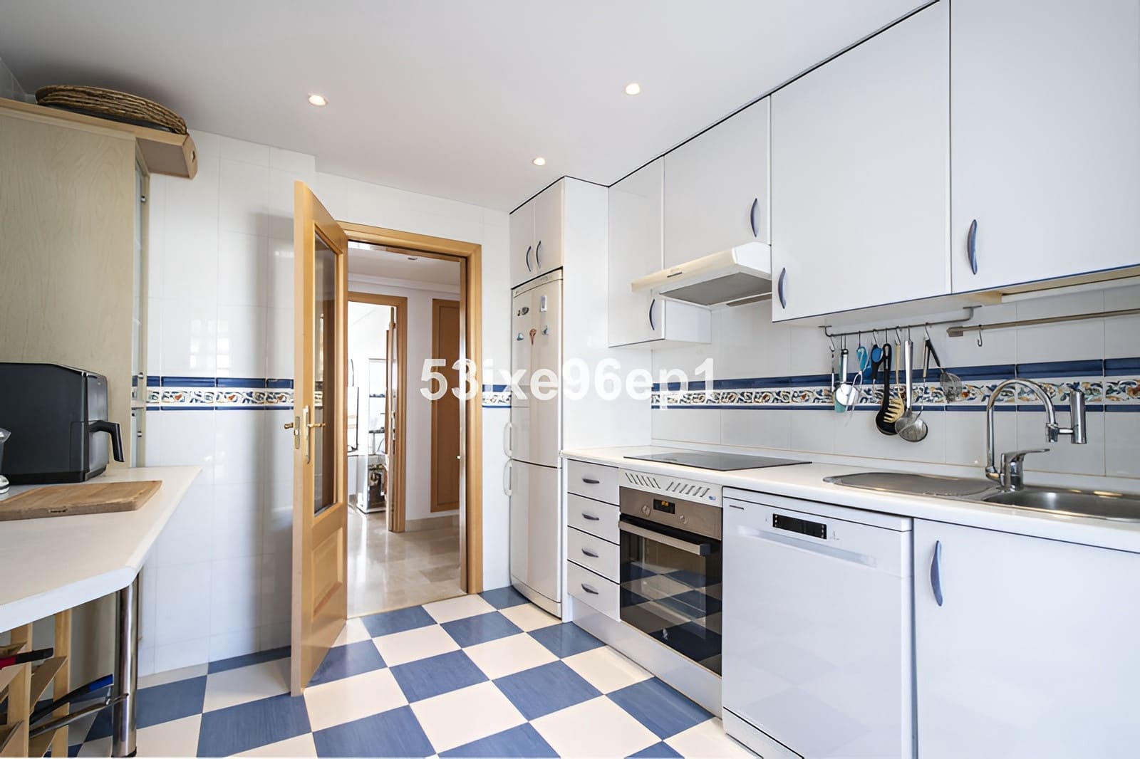 2 sovrum Lägenhet till salu i New Golden Mile med pool garage - 375 000 € (Ref: 9741590)