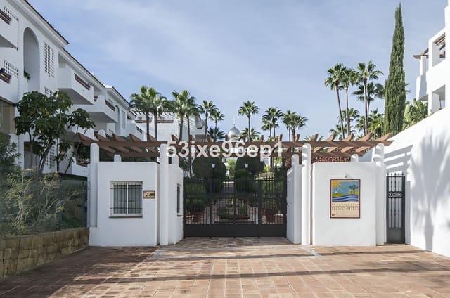 2 sovrum Lägenhet till salu i Selwo, Estepona med pool garage - 375 000 € (Ref: 9741590)