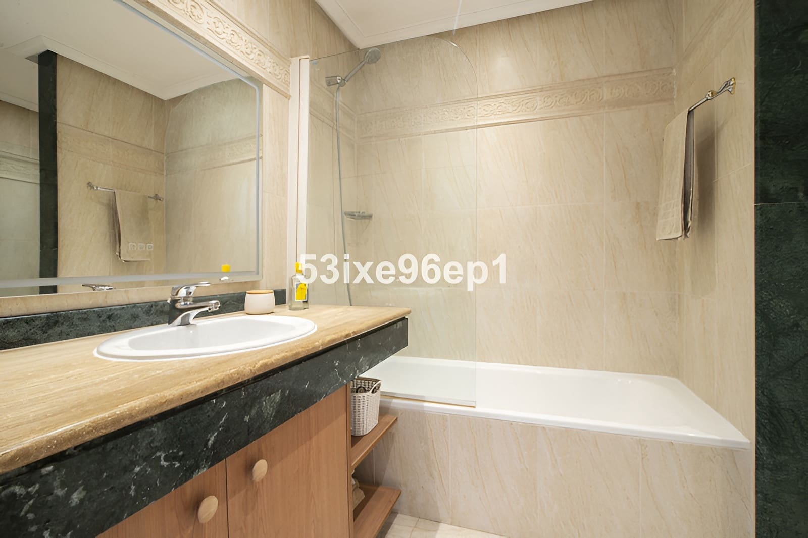 2 sovrum Lägenhet till salu i New Golden Mile med pool garage - 375 000 € (Ref: 9741590)