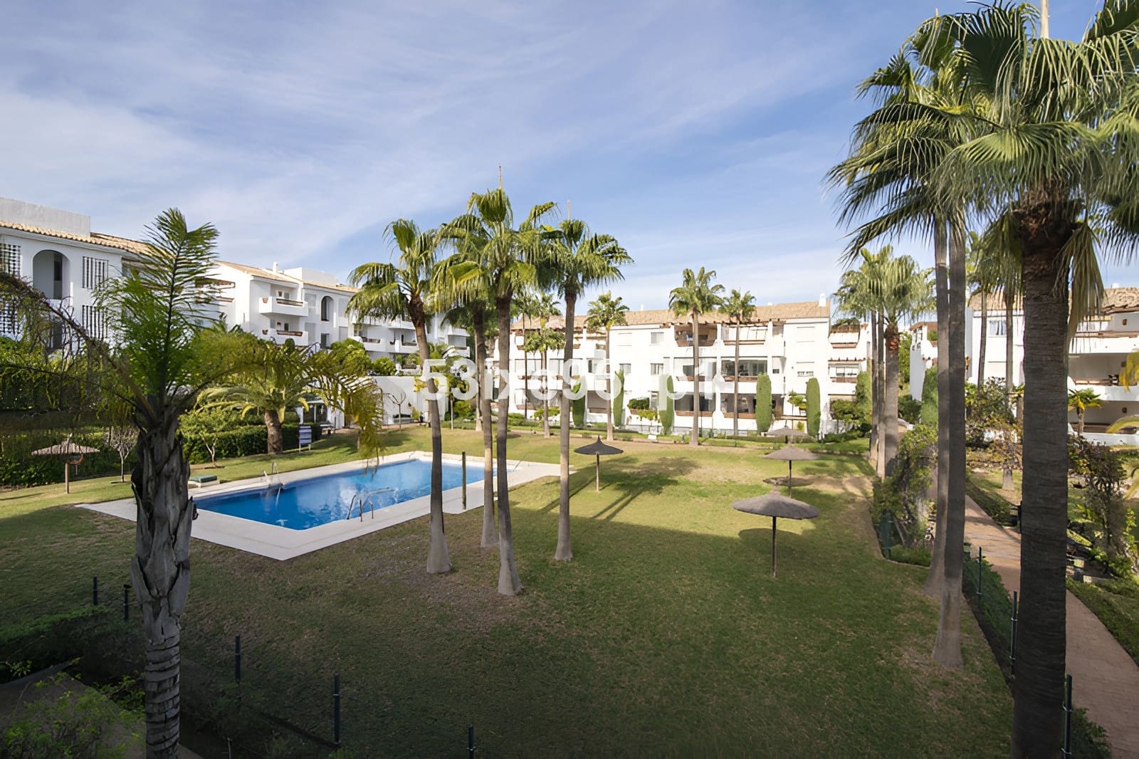 2 sovrum Lägenhet till salu i New Golden Mile med pool garage - 375 000 € (Ref: 9741590)