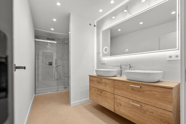 4 chambre Villa/Maison à vendre à New Golden Mile, Estepona avec piscine garage - 2 400 000 € (Ref: 9747722)