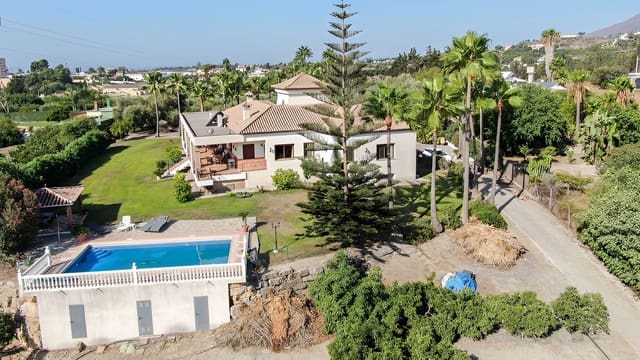 3 camera da letto Finca/Casa di Campagna in vendita in El Padrón, Estepona con piscina garage - 2.000.000 € (Rif: 9788213)