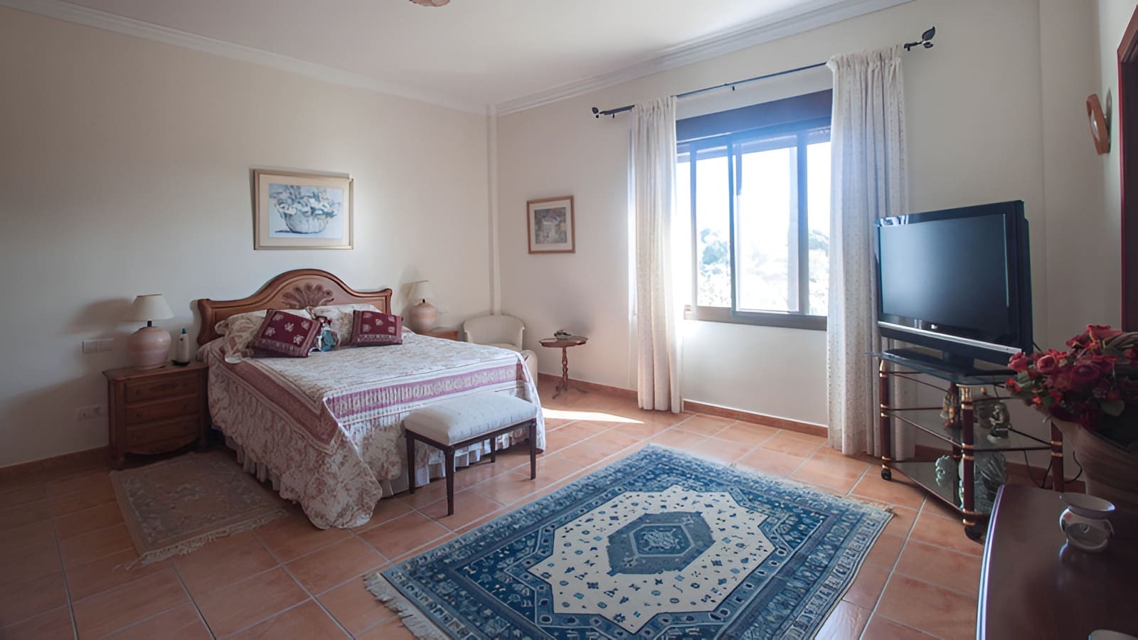 3 sypialnia Finka/Dom wiejski na sprzedaż w El Padron z basenem garażem - 2 000 000 € (Ref: 9788213)