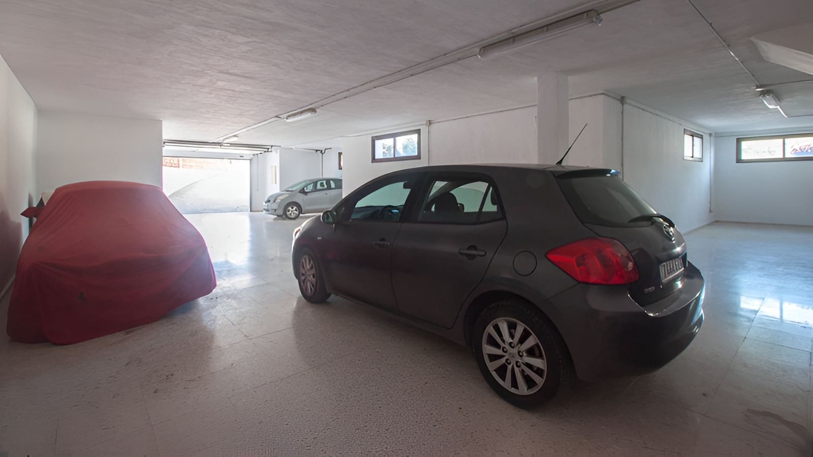 3 sypialnia Finka/Dom wiejski na sprzedaż w El Padron z basenem garażem - 2 000 000 € (Ref: 9788213)