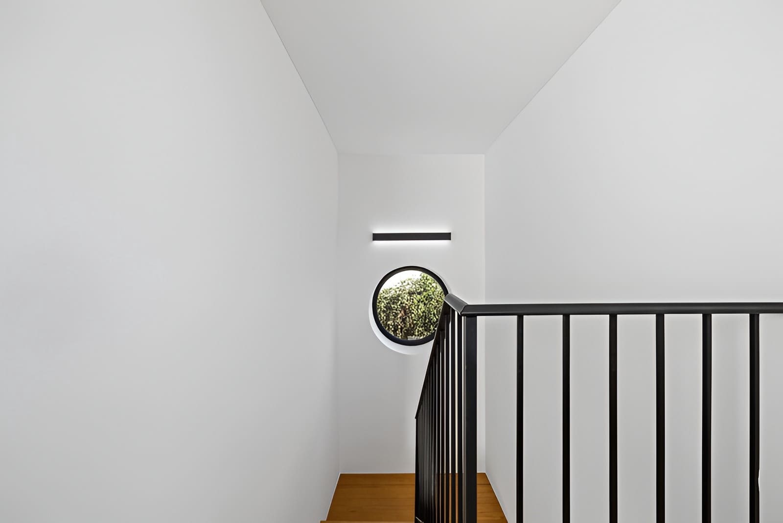 5 soverom Villa til salgs i El Paraiso med svømmebasseng garasje - € 1 998 000 (Ref: 9788214)