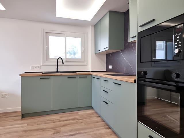 3 quarto Apartamento para venda em Torreblanca, Fuengirola com garagem - 430 000 € (Ref: 9788215)