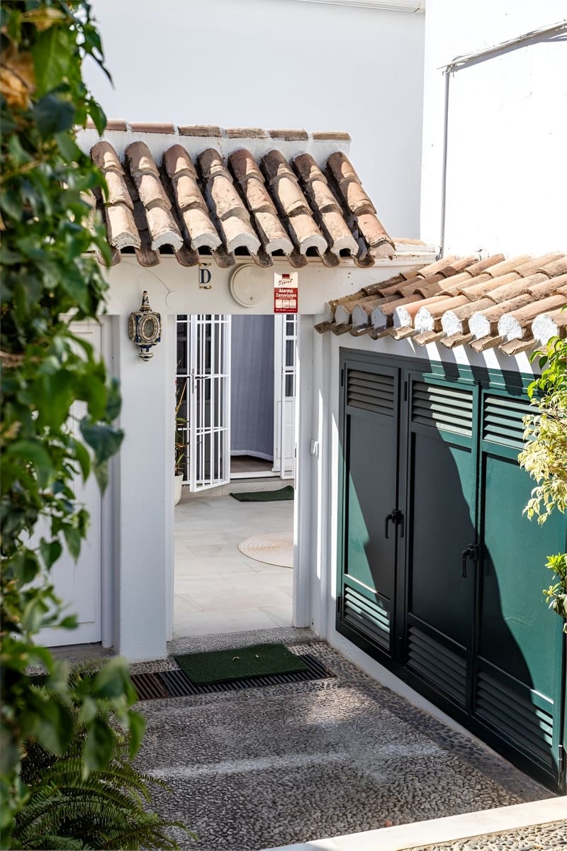 2 slaapkamer Huis te koop in Mijas Costa met zwembad - € 395.000 (Ref: 9788220)