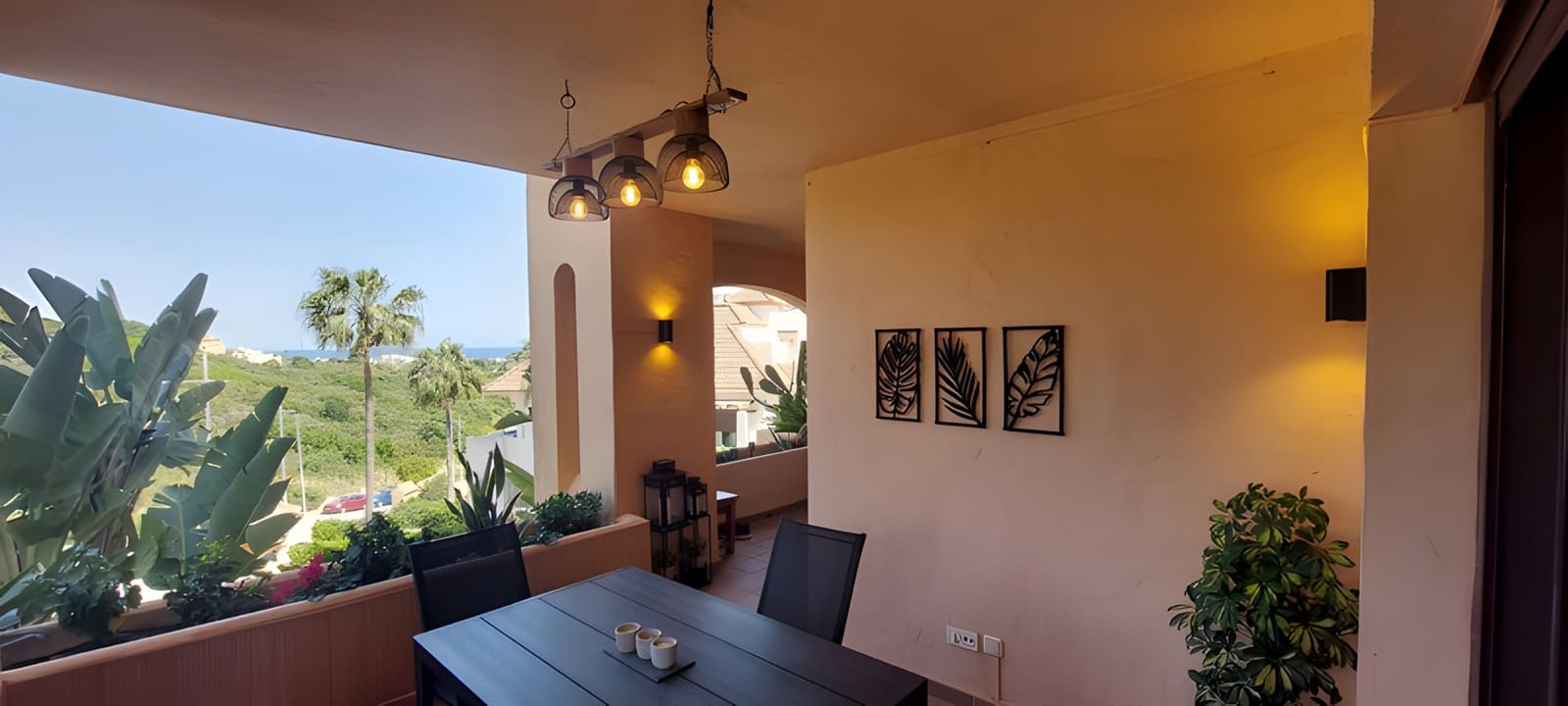 2 quarto Apartamento para venda em La Duquesa / Puerto de la Duquesa com piscina garagem - 320 000 € (Ref: 9790812)