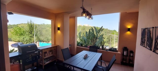 2 quarto Apartamento para venda em La Duquesa / Puerto de la Duquesa, Manilva com piscina garagem - 320 000 € (Ref: 9790812)