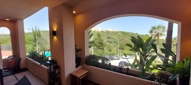 2 quarto Apartamento para venda em La Duquesa / Puerto de la Duquesa, Manilva com piscina garagem - 320 000 € (Ref: 9790812)