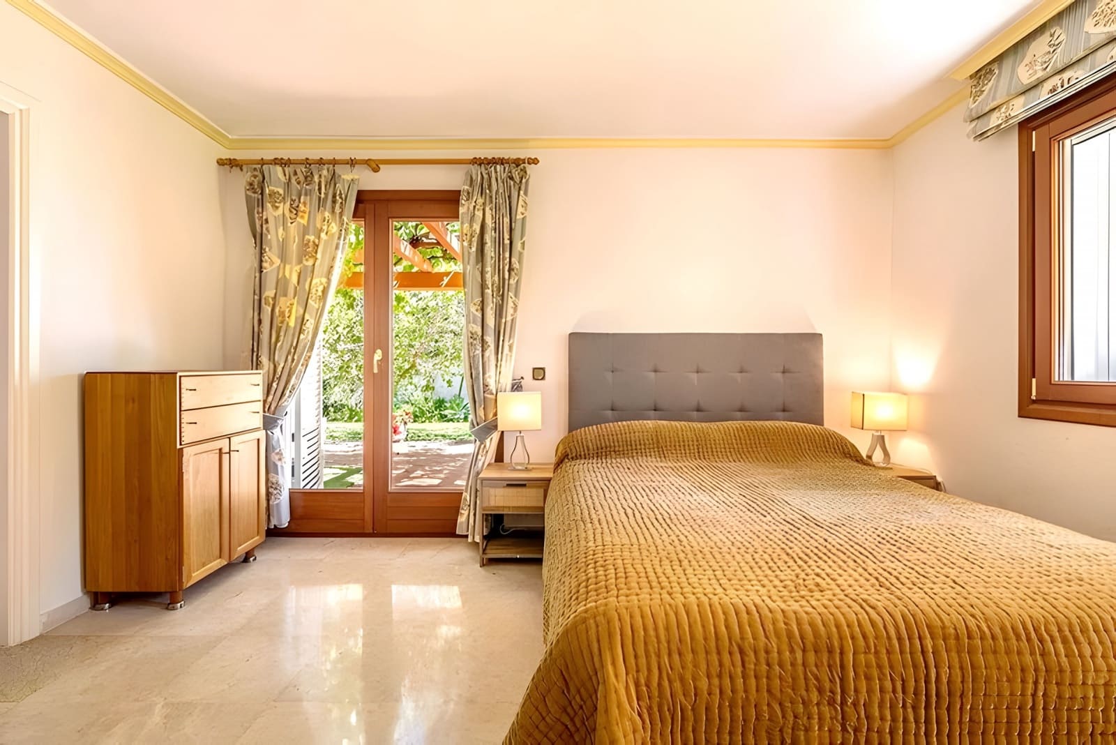 Chalet de 5 habitaciones en Costalita en venta con piscina garaje - 2.400.000 € (Ref: 9790813)