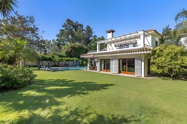 Chalet de 5 habitaciones en Costalita, Estepona en venta con piscina garaje - 2.400.000 € (Ref: 9790813)