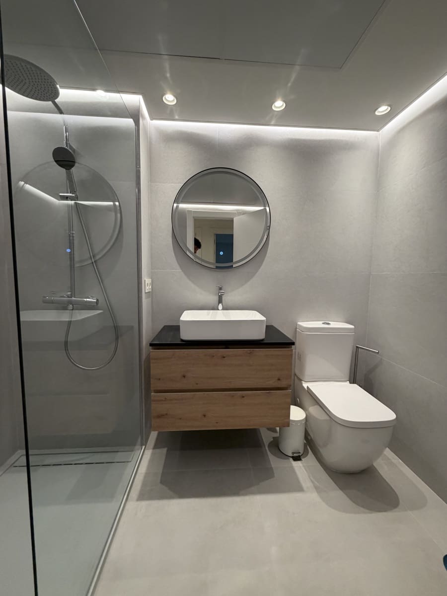 3 bedroom Apartment for sale in Nueva Andalucia with pool garage - € 710,000 (Ref: 9790814)