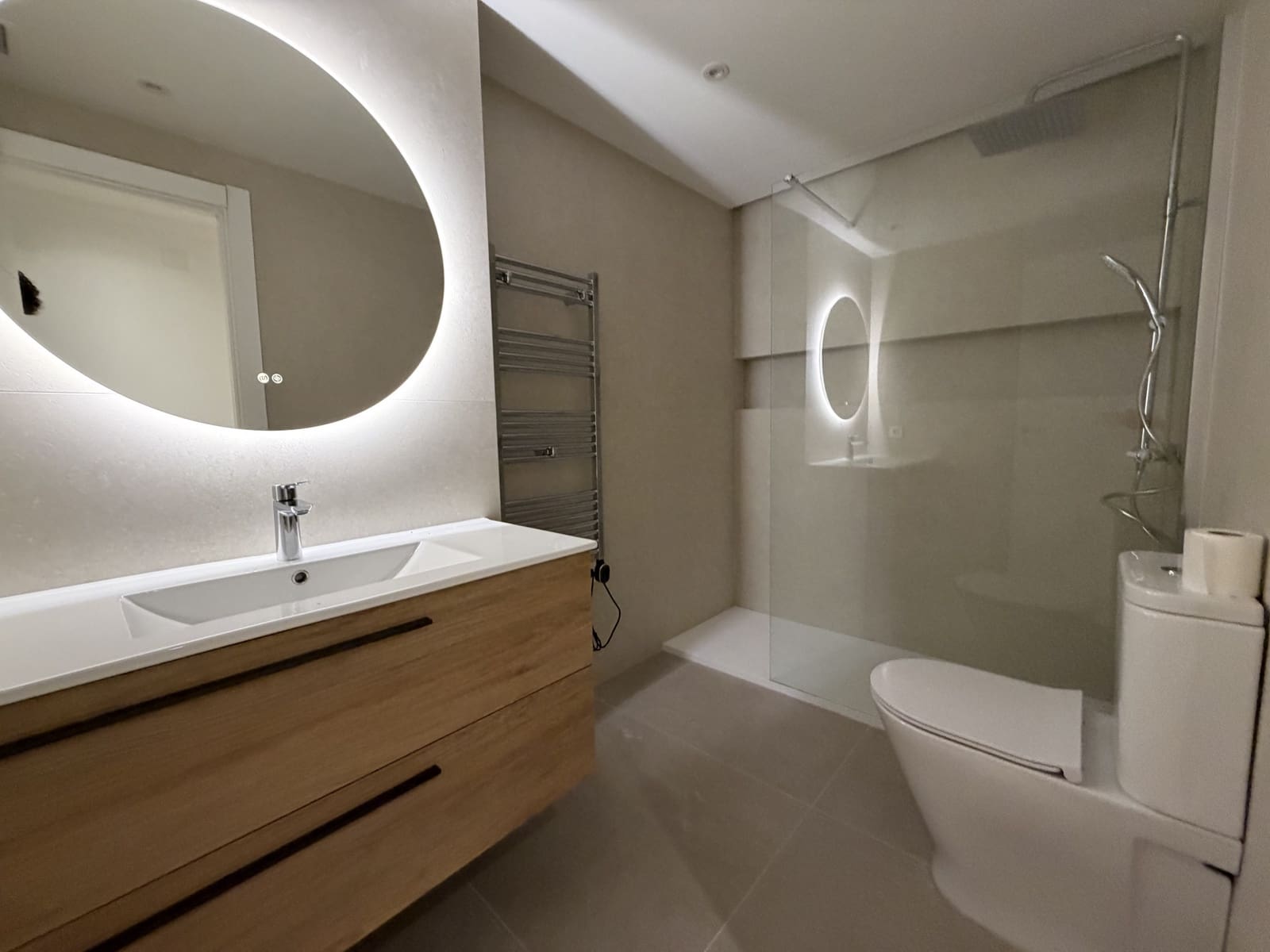 3 bedroom Apartment for sale in Nueva Andalucia with pool garage - € 710,000 (Ref: 9790814)