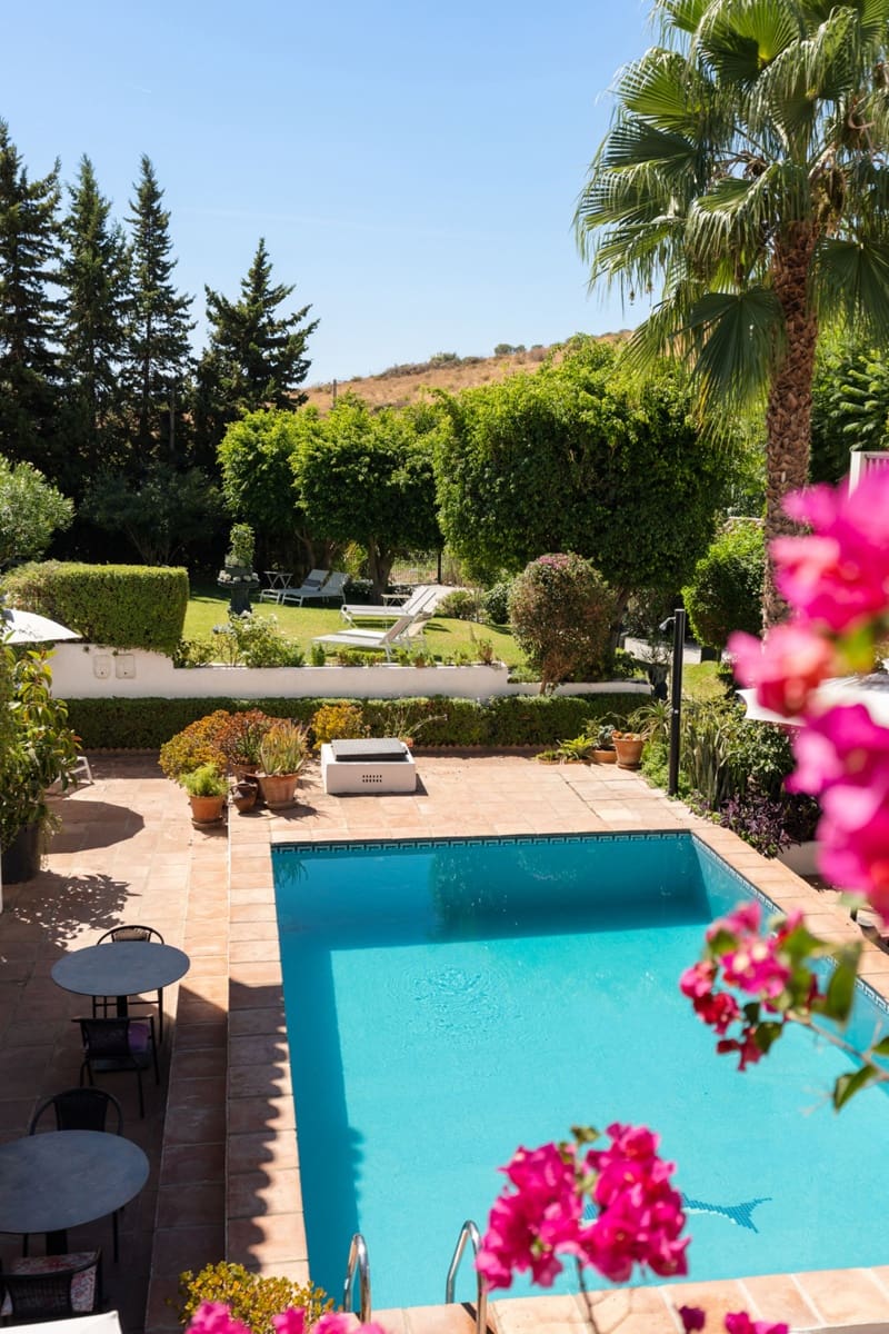 8 makuuhuone Maalaistalo myytävänä paikassa Estepona mukana uima-altaan 
autotalli - 2 700 000 € (Ref: 9794320)