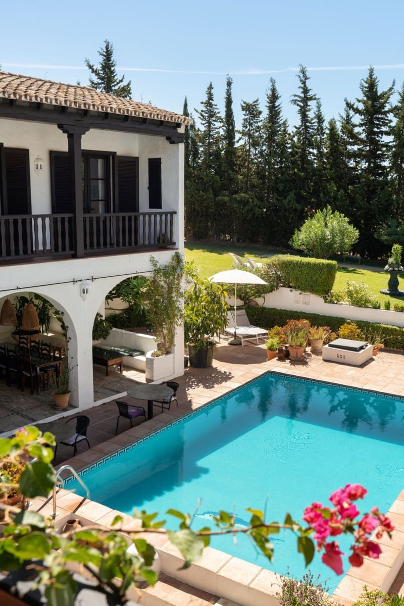 8 makuuhuone Maalaistalo myytävänä paikassa Estepona mukana uima-altaan 
autotalli - 2 700 000 € (Ref: 9794320)