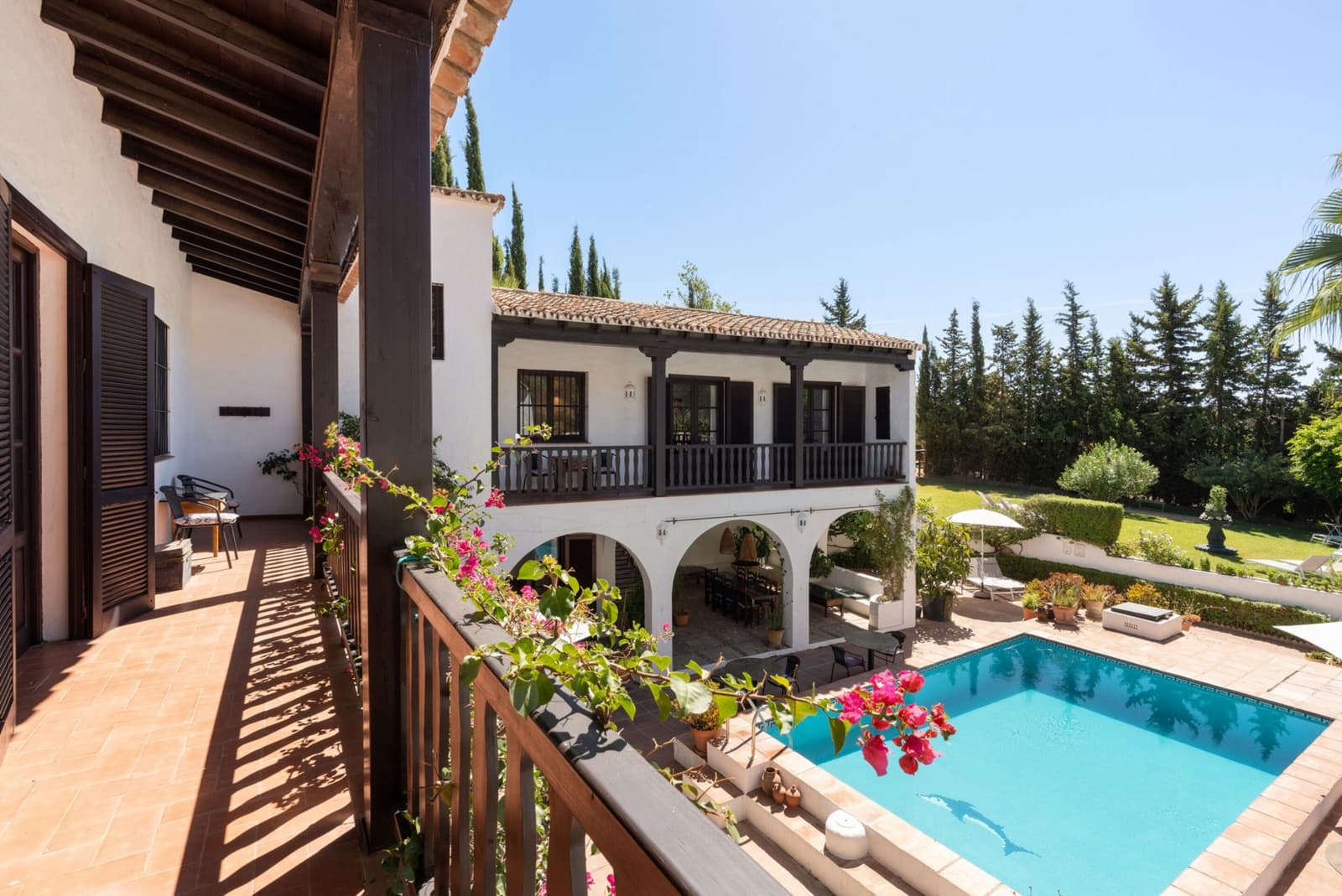 8 makuuhuone Maalaistalo myytävänä paikassa Estepona mukana uima-altaan 
autotalli - 2 700 000 € (Ref: 9794320)