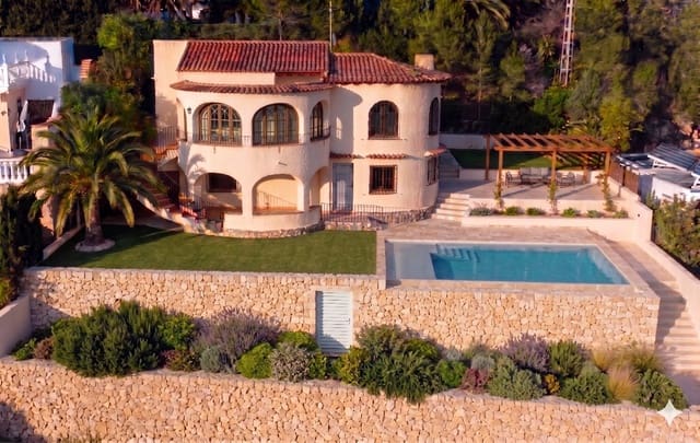 4 quarto Moradia para venda em Benissa com garagem - 549 000 € (Ref: 10018616)