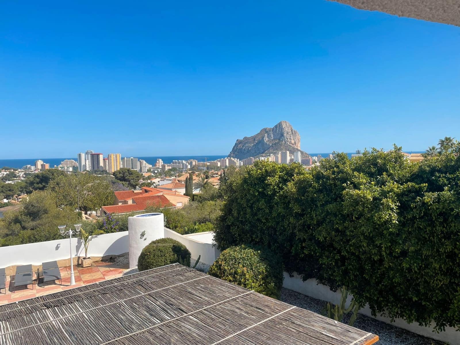 5 soverom Villa til salgs i Calpe / Calp med svømmebasseng garasje - € 700 000 (Ref: 9125590)