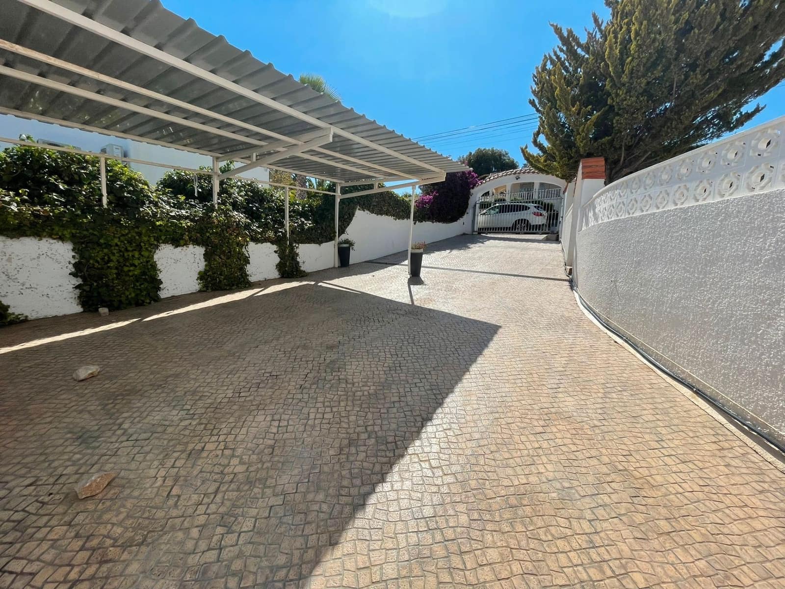 5 soverom Villa til salgs i Calpe / Calp med svømmebasseng garasje - € 700 000 (Ref: 9125590)