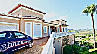 5 bedroom Villa for sale in Moraira with pool garage - € 1,480,000 (Ref: 9125596)