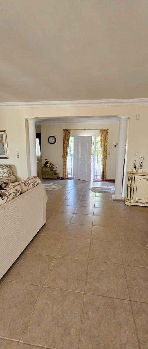 5 bedroom Villa for sale in Moraira with pool garage - € 1,480,000 (Ref: 9125596)