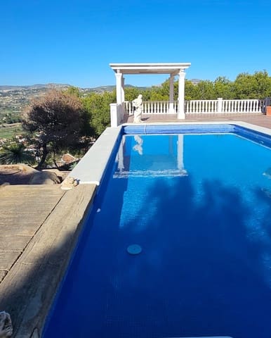 5 bedroom Villa for sale in Paichi, Teulada-Moraira with pool garage - € 1,480,000 (Ref: 9125596)