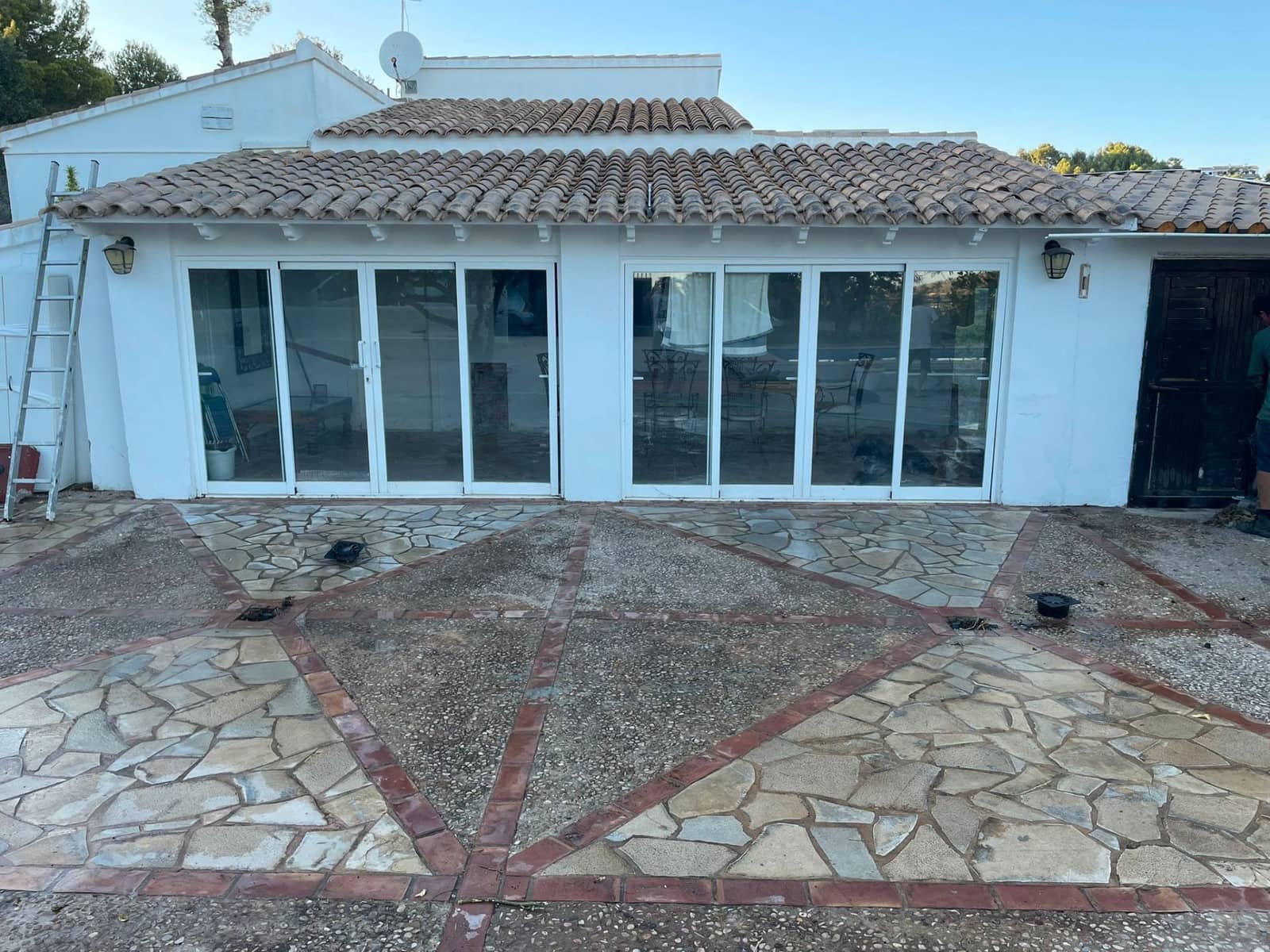 3 makuuhuone Huvila myytävänä paikassa Benissa mukana uima-altaan 
autotalli - 525 000 € (Ref: 9249380)