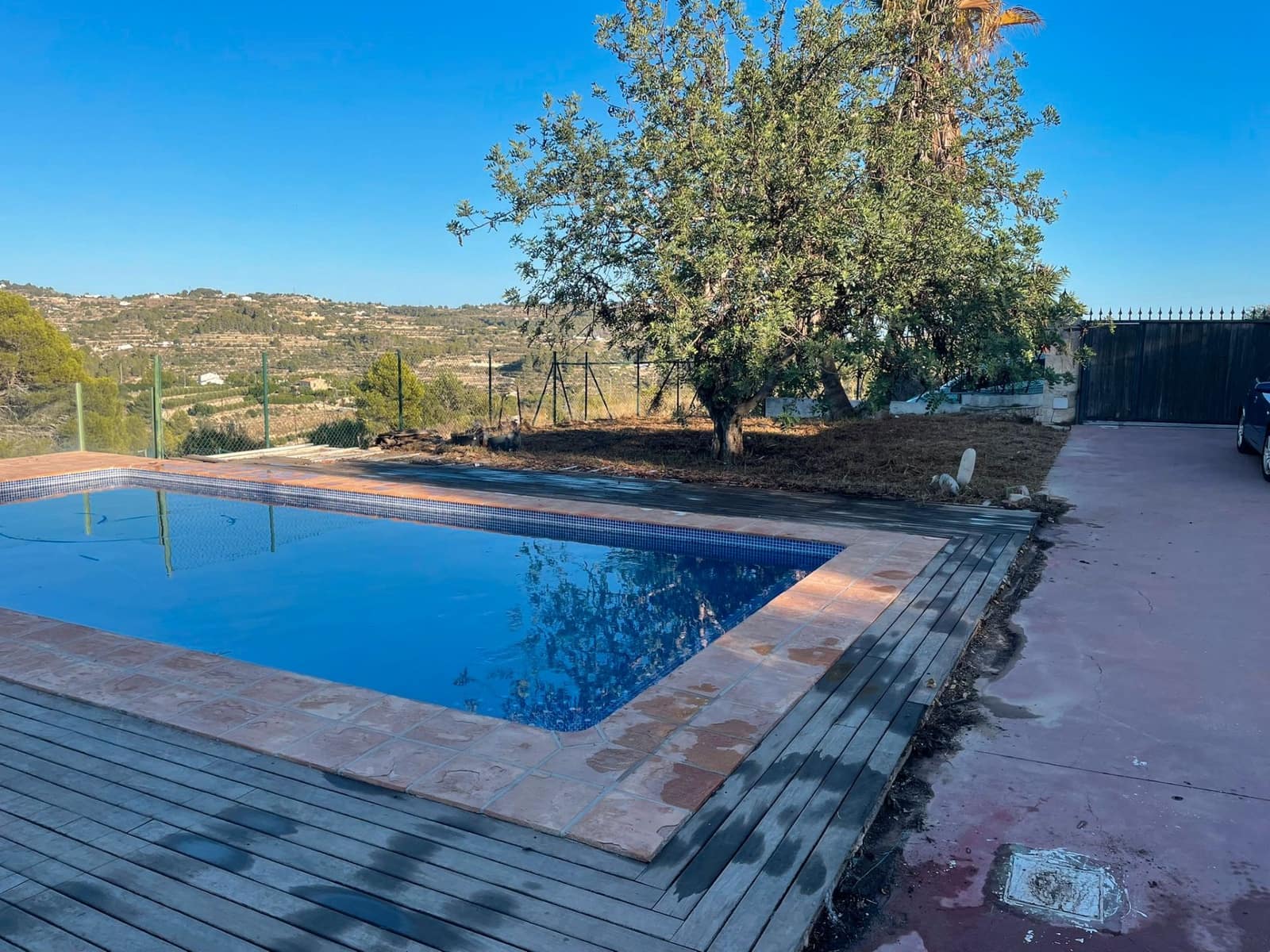 3 makuuhuone Huvila myytävänä paikassa Benissa mukana uima-altaan 
autotalli - 525 000 € (Ref: 9249380)