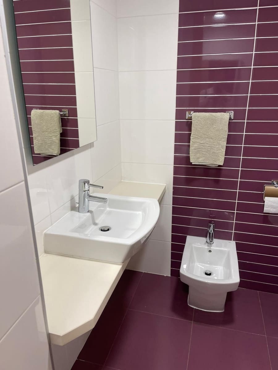 2 makuuhuone Asunto myytävänä paikassa Elche / Elx mukana 
autotalli - 395 000 € (Ref: 9296138)