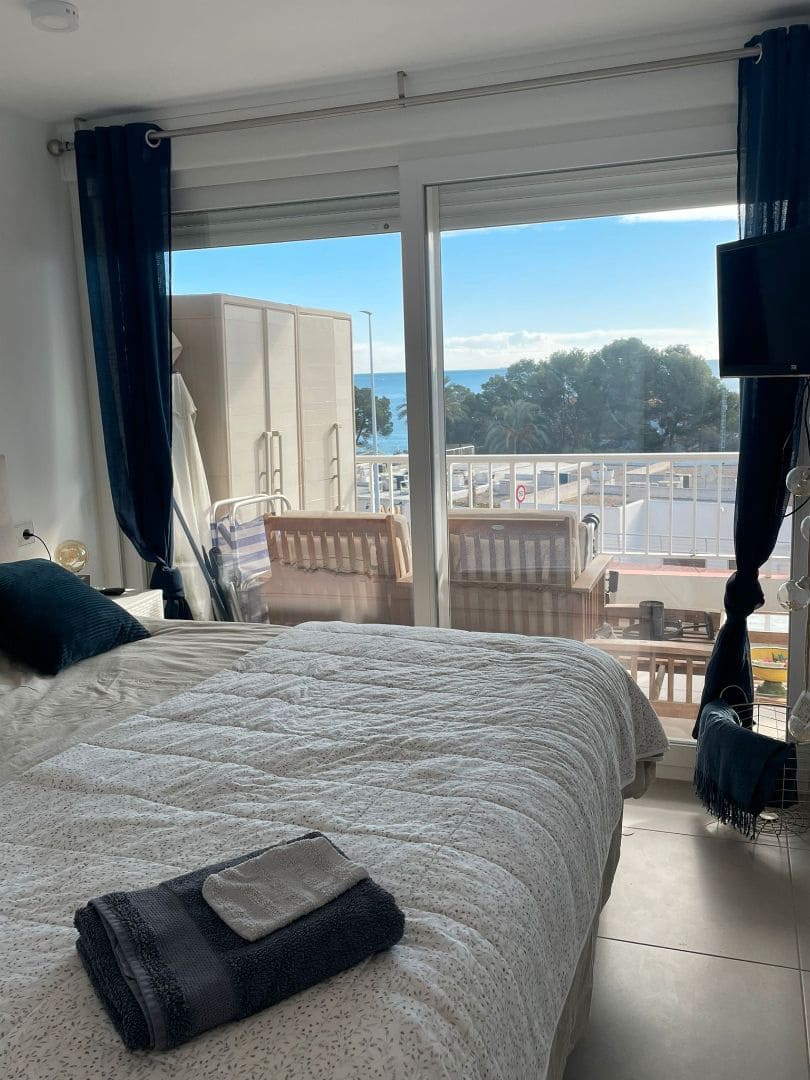 3 makuuhuone Omakotitalo vuokrattavana paikassa Moraira mukana 
autotalli - 1 600 € (Ref: 9296145)