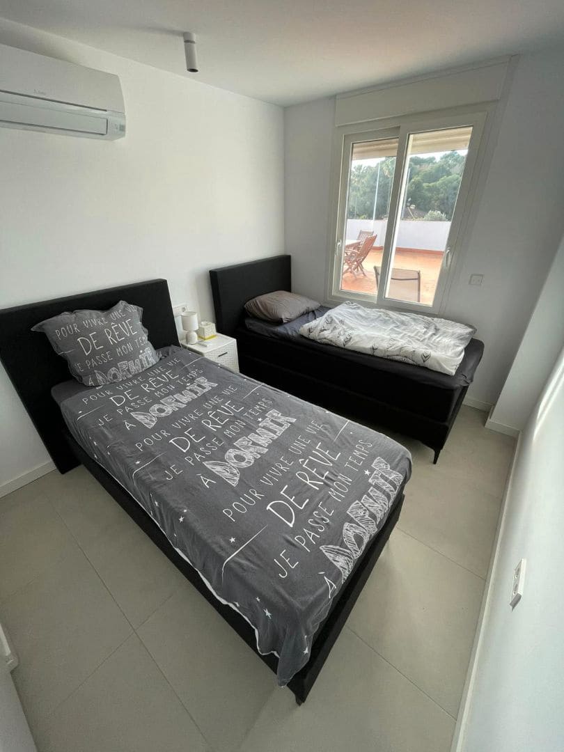 3 makuuhuone Omakotitalo vuokrattavana paikassa Moraira mukana 
autotalli - 1 600 € (Ref: 9296145)