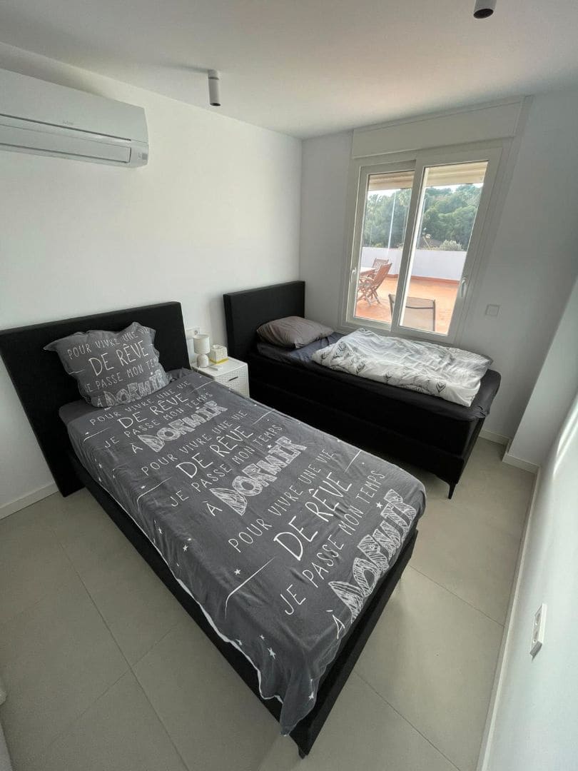 3 makuuhuone Omakotitalo vuokrattavana paikassa Moraira mukana 
autotalli - 1 600 € (Ref: 9296145)